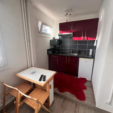 50m De Gare De St-louis * Saint-Louis (Haut-Rhin)