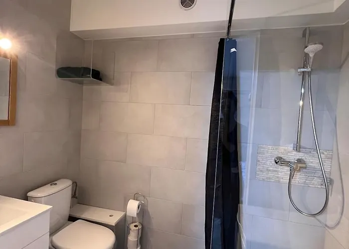 50m De Gare De St-louis Apartamento *